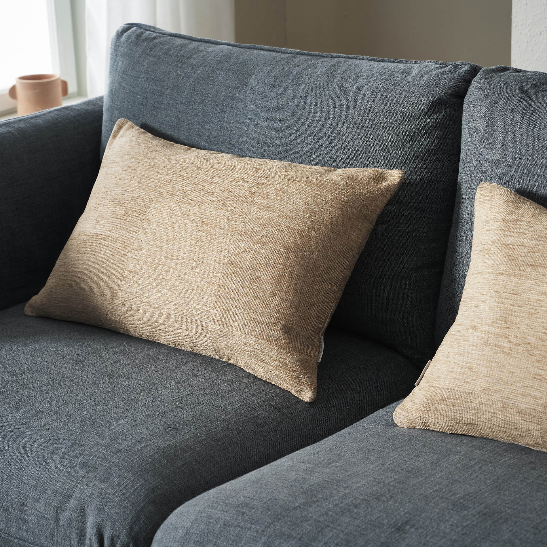 2005146206000 Μαξιλαροθήκη 40x60cm GOFIS HOME Zephyr Sesame Beige 146/06 - Image 1