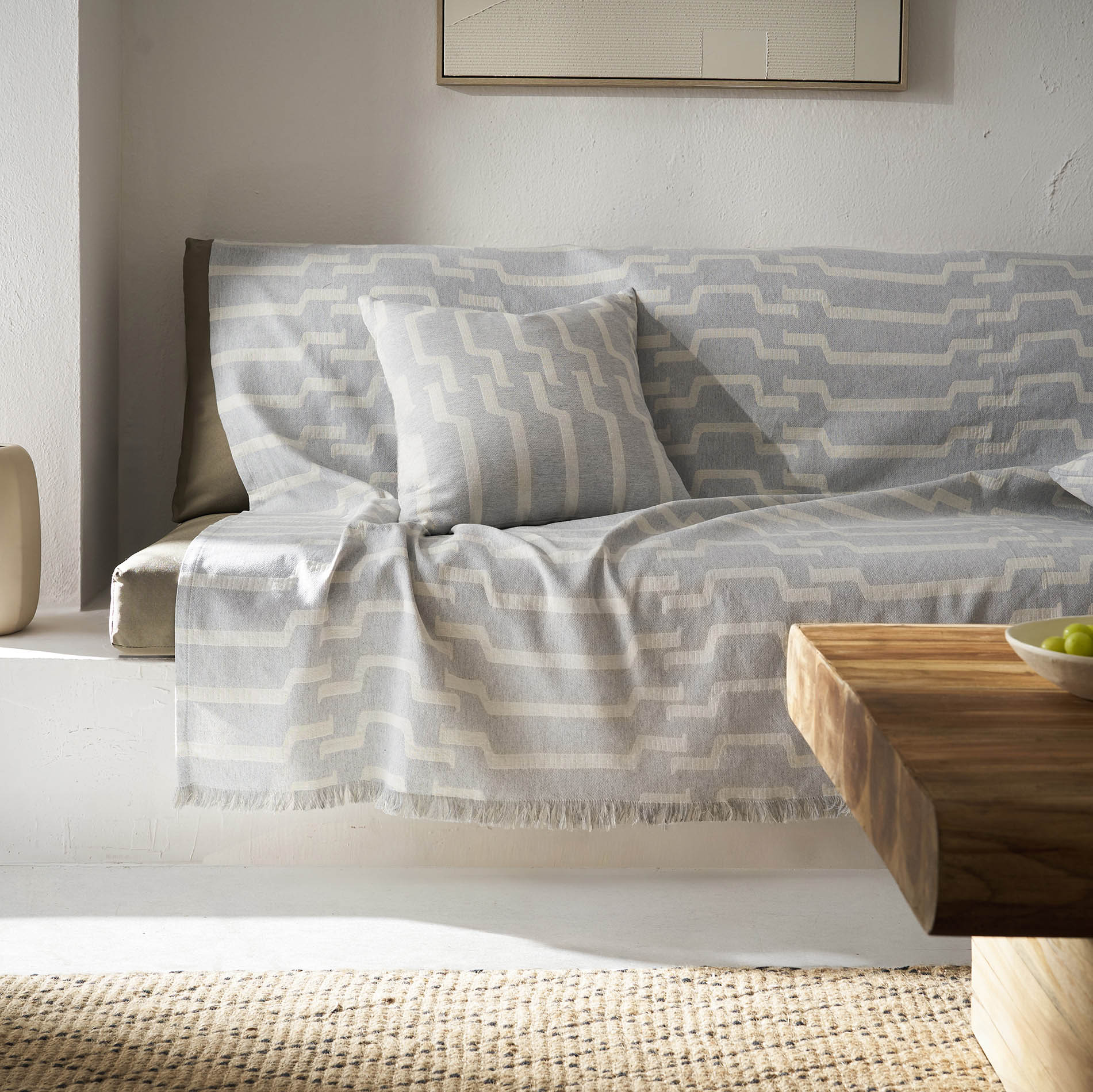 2007558115000 Ριχτάρι Πολυθρόνας 180x180cm GOFIS HOME Clover Grey 558/15 - Image 1